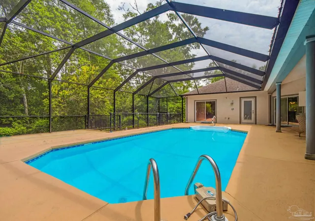 Homes for sale in Cantonment, FL | 1400 Kings Rd, Cantonment, FL 32533 | MLS# 684197