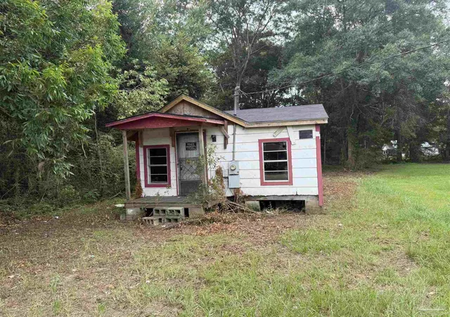 Photo 1 of Single family home for sale at 156 4th St, Atmore, AL 36502 | MLS# 688156 | Listing updated on 2026-08-27