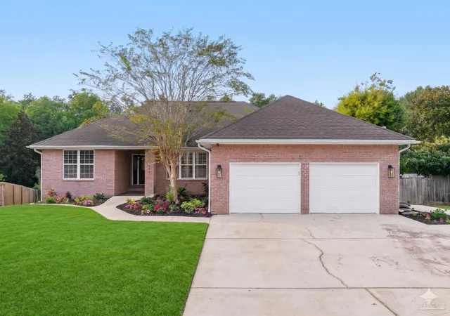 2nd image of 800 Shadow Ridge Dr, Pensacola, FL 32514 | MLS# 680014