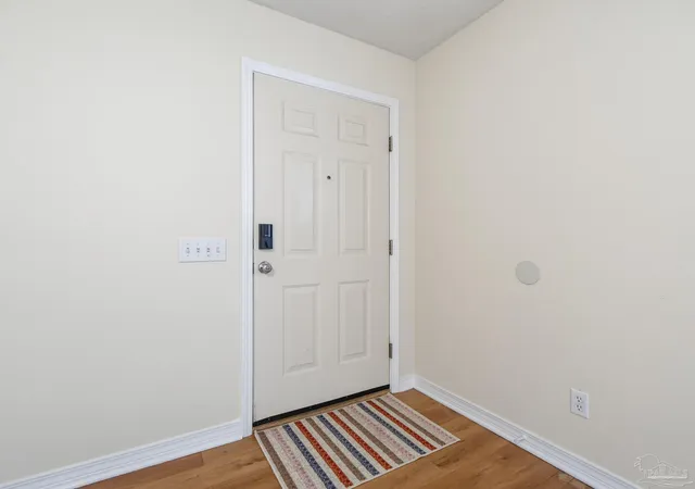 Photo 3 of Townhouse for sale at 5512 Woodsman Ct, Pensacola, FL 32506 | MLS# 685194 | Listing updated on 2026-09-14