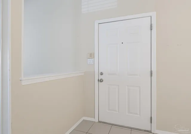 Photo 3 of Condo for sale at 2299 Scenic Hwy #L8, Pensacola, FL 32503 | MLS# 685790 | Listing updated on 2026-09-11