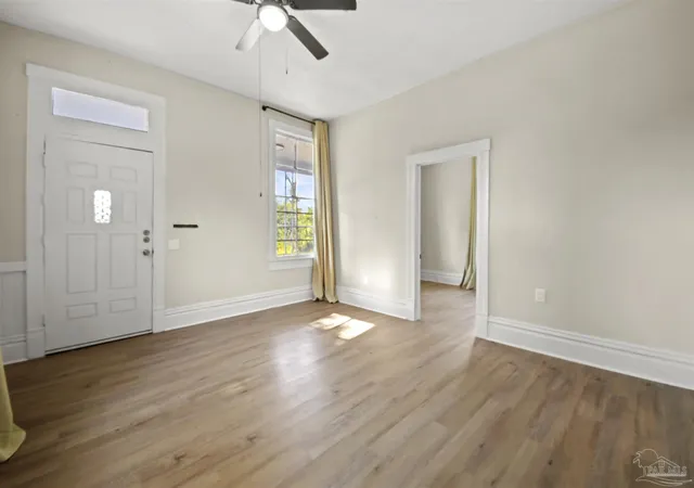 Photo 4 of Single family home for sale at 1319 W Jackson St, Pensacola, FL 32501 | MLS# 688157 | Listing updated on 2026-08-29