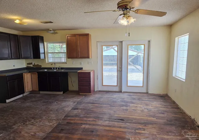 Photo 4 of Single family home for sale at 209 NW Gilliland Rd, Pensacola, FL 32507 | MLS# 684615 | Listing updated on 2026-09-14