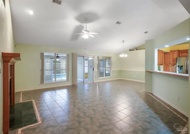 4th image of 2300 Caddy Shack Ln, Pensacola, FL 32526 | MLS# 675576