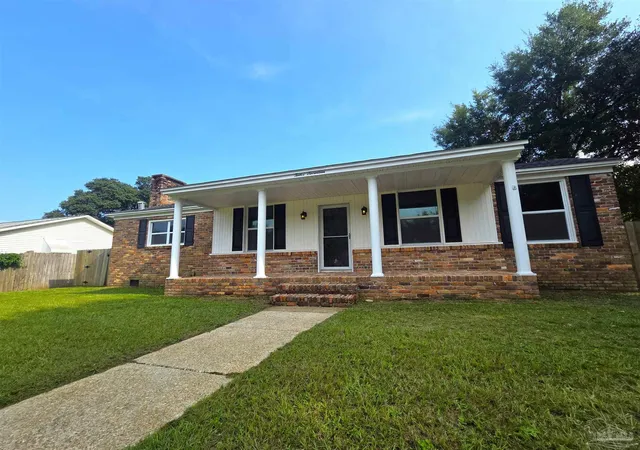 Photo 2 of Single family home for sale at 1217 Dexter Ave, Pensacola, FL 32507 | MLS# 688182 | Listing updated on 2026-09-03
