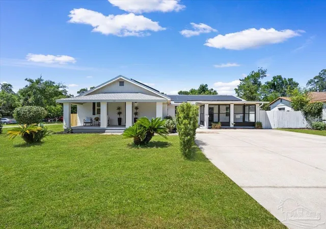 Homes for sale in Pensacola, FL | 3100 E Lloyd St, Pensacola, FL 32503 | MLS# 683886