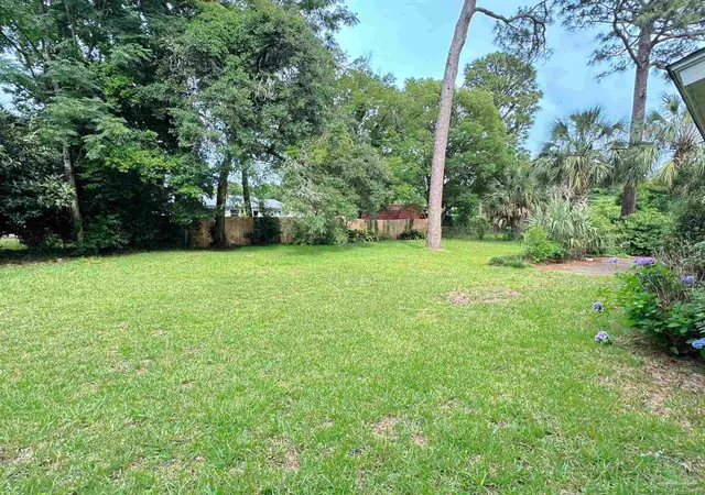 Photo 1 of Sale Pending at 3040 Logan Dr, Pensacola, FL 32503 | MLS# 667874 | Listing updated on 2026-03-26