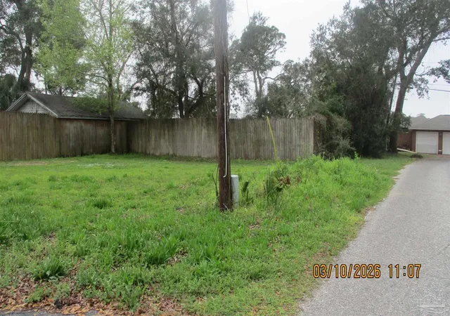 Photo 1 of Land for sale at 429 S Navy Blvd, Pensacola, FL 32507 | MLS# 680578 | Listing updated on 2026-07-31