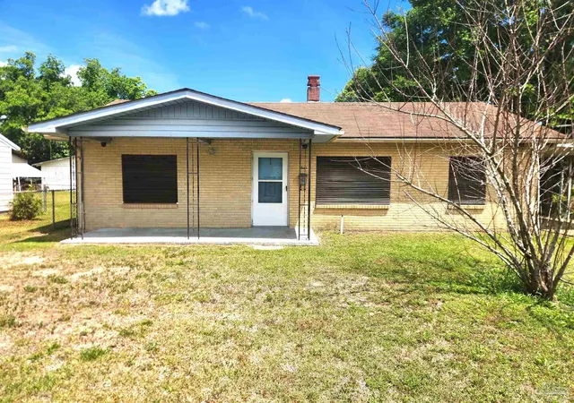 2nd image of 4 Bertram St, Pensacola, FL 32506 | MLS# 681297
