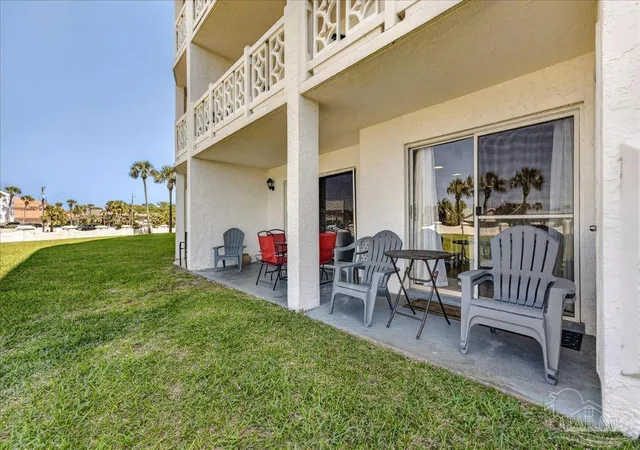 Listing Photo 2 - Condo for sale in building located at 909 Santa Rosa Blvd, Fort Walton Beach, FL 32548 - Unit #513
