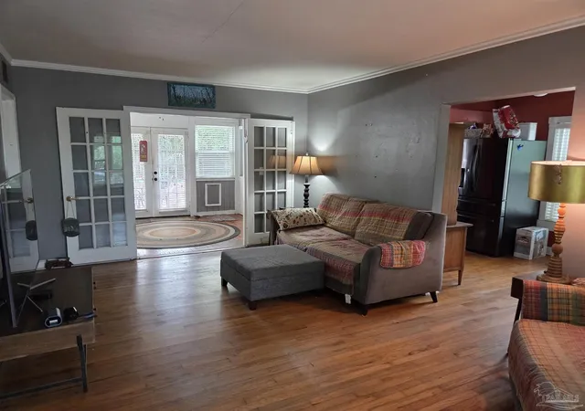 Photo 3 of Single family home for sale at 120 Country Clb Rd, Pensacola, FL 32507 | MLS# 681649 | Listing updated on 2026-09-10