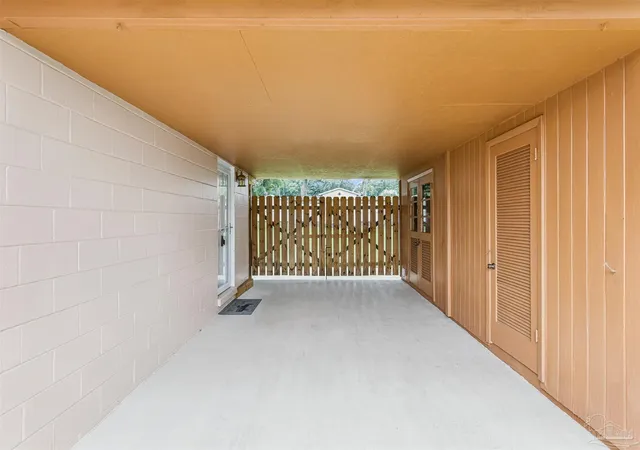 Photo 4 of Single family home for sale at 6 Gamwell Rd, Pensacola, FL 32506 | MLS# 684698 | Listing updated on 2026-09-03