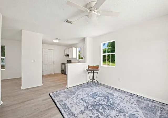 Photo 4 of Single family home for sale at 1805 Dr Martin Luther King Jr, Pensacola, FL 32503 | MLS# 685519 | Listing updated on 2026-10-23