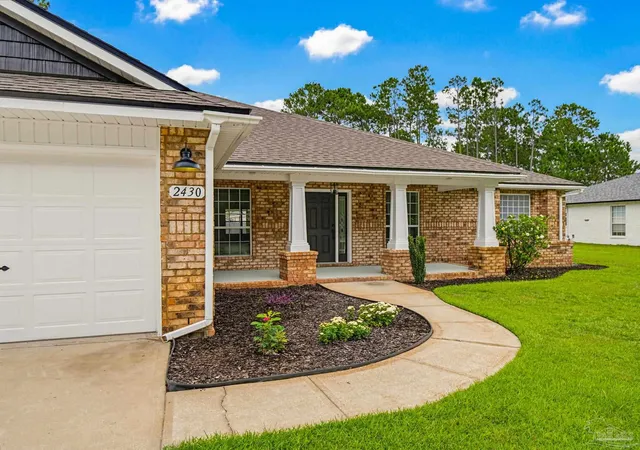 Photo 3 of Single family home for sale at 2430 Cove Rd, Navarre, FL 32566 | MLS# 683436 | Listing updated on 2026-09-16