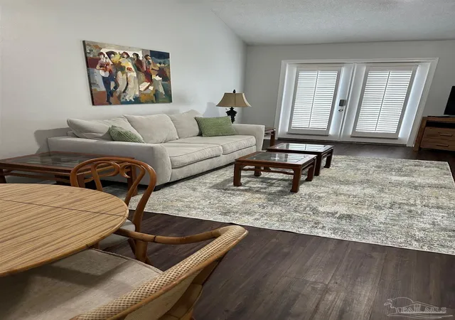 3rd image of 5001 Grande Dr #1824, Pensacola, FL 32504 | MLS# 679527