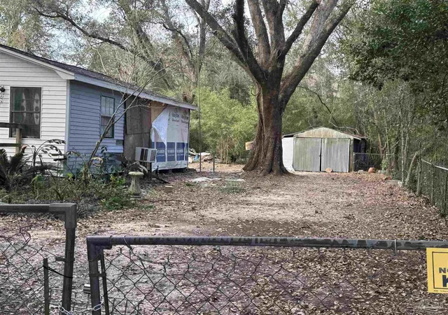 4th image of 1510 Acorn Ln, Pensacola, FL 32514 | MLS# 676251