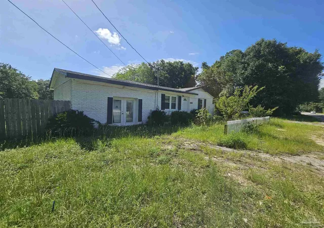 Homes for sale in Milton, FL | 4251 Garcon Point Rd #5553 Hwy 90, Milton, FL 32583 | MLS# 684968