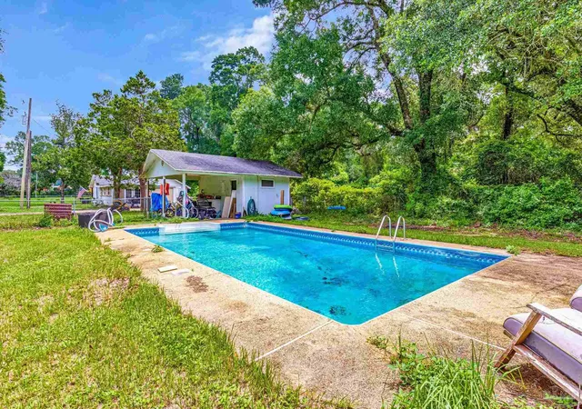 Homes for sale in Pace, FL | 4545 Hwy 90, Pace, FL 32571 | MLS# 684750