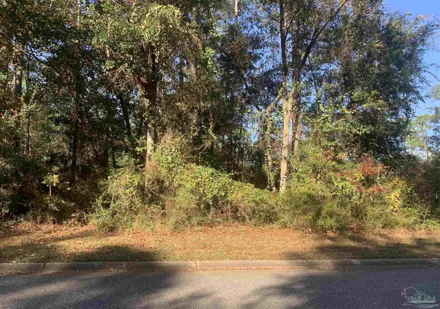 Homes for sale in Cantonment, FL | 2737 Ashbury Ln, Cantonment, FL 32533 | MLS# 674025