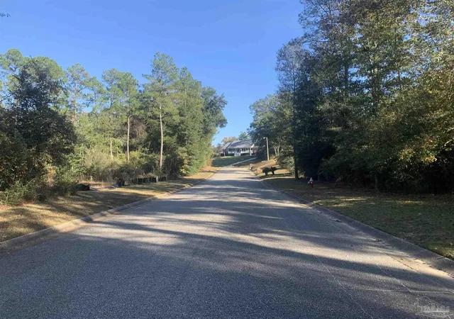 Homes for sale in Cantonment, FL | 2737 Ashbury Ln, Cantonment, FL 32533 | MLS# 674025