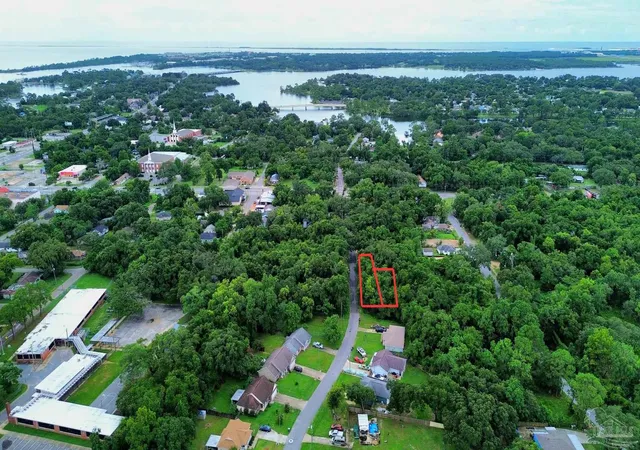 Homes for sale in Pensacola, FL | 107 N Jamaica St, Pensacola, FL 32507 | MLS# 668219