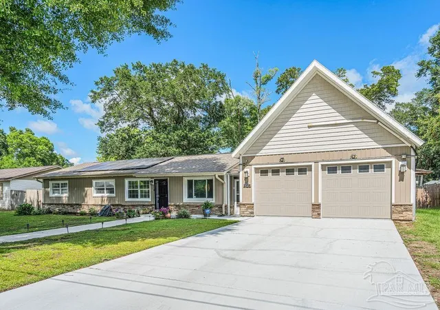 Photo 3 of Single family home for sale at 4708 Dean Dr, Pace, FL 32571 | MLS# 688276 | Listing updated on 2026-08-31