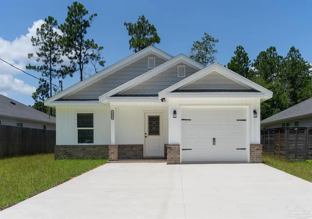 Photo 3 of Single family home for sale at 3009 N 36th Avenue, Milton, FL 32583 | MLS# 678896 | Listing updated on 2026-10-05