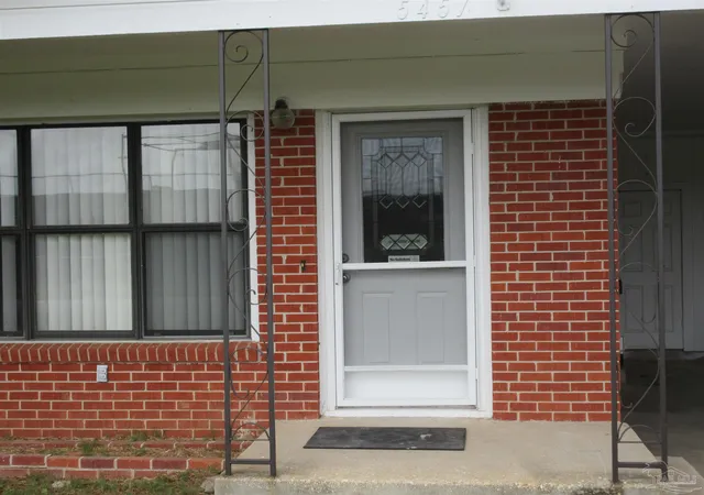 Photo 3 of Single family home for sale at 5457 Byrom St, Milton, FL 32570 | MLS# 684080 | Listing updated on 2026-10-02