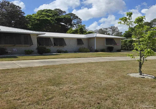 18th image of 2701 N 17th Ave, Pensacola, FL 32503 | MLS# 678558