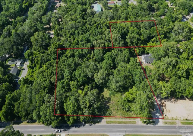 Land for sale at 136 E Johnson Ave, Pensacola, FL 32514 | MLS# 683140