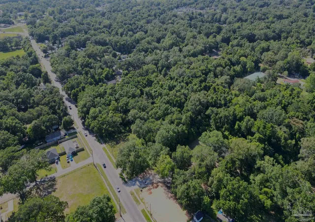 Photo 4 of Land for sale at 136 E Johnson Ave, Pensacola, FL 32514 | MLS# 683140 | Listing updated on 2026-05-26