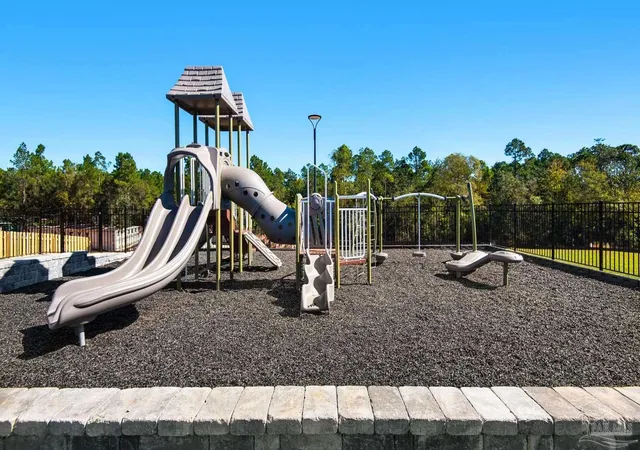 Photo 31 of Single family home for sale at 3521 Crossvine Rd, Cantonment, FL 32533 | MLS# 684914 | Listing updated on 2026-08-31