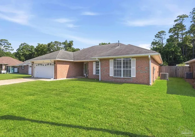 Homes for sale in Pensacola, FL | 1491 Watkins Trl, Pensacola, FL 32506 | MLS# 685651