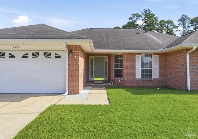 Homes for sale in Pensacola, FL | 1491 Watkins Trl, Pensacola, FL 32506 | MLS# 685651