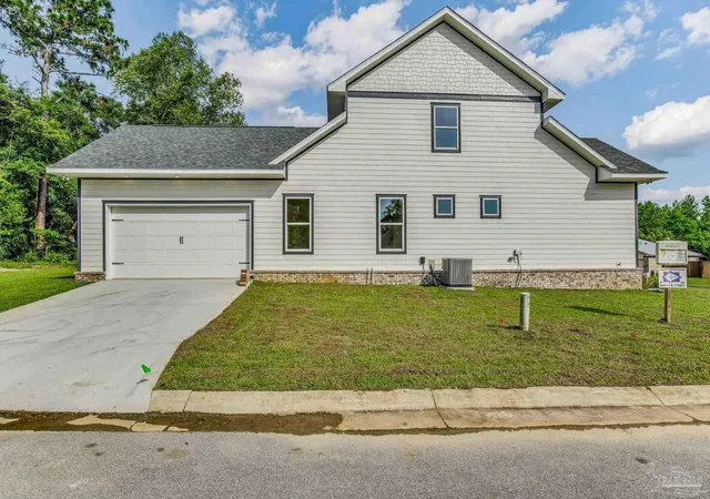 Photo 3 of Single family home for sale at 412 Elcino Dr, Pensacola, FL 32526 | MLS# 685427 | Listing updated on 2026-09-27