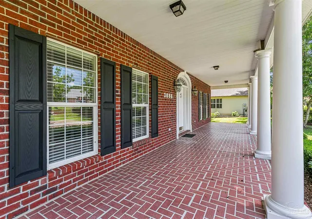 5th image of 3098 Cobblestone Dr, Milton, FL 32571 | MLS# 685740
