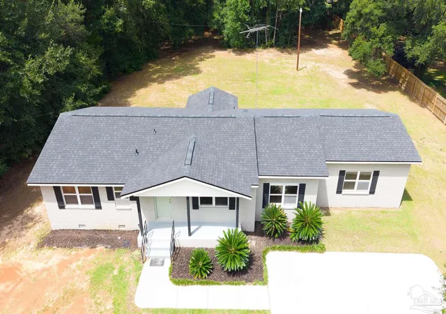 Photo 2 of Single family home for sale at 3920 Ranch Rd, Pace, FL 32571 | MLS# 688265 | Listing updated on 2026-08-31