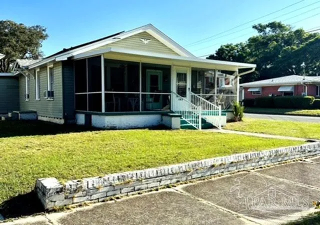 Homes for sale in Pensacola, FL | 1600 W Gregory St, Pensacola, FL 32502 | MLS# 682615