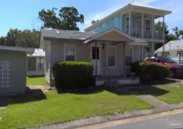 Homes for sale in Pensacola, FL | 1600 W Gregory St, Pensacola, FL 32502 | MLS# 682615