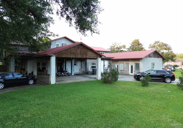 Photo 1 of Single family home for sale at 4916 Saufley Fld Rd, Pensacola, FL 32526 | MLS# 685523 | Listing updated on 2026-09-05