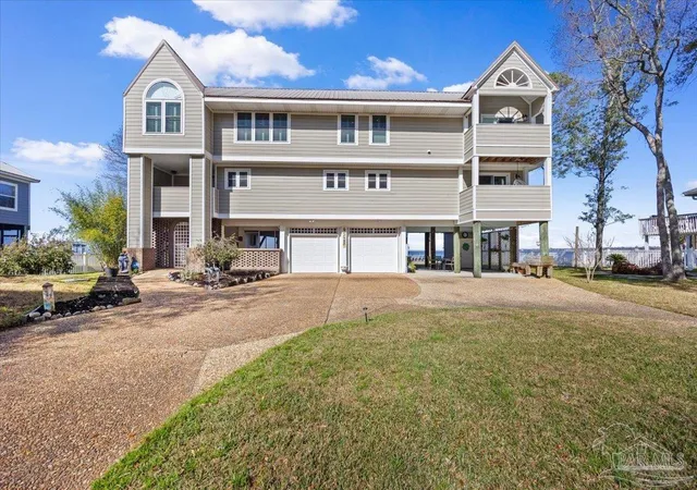 Photo 3 of Single family home for sale at 4528 Bayside Dr, Milton, FL 32583 | MLS# 678822 | Listing updated on 2026-08-18