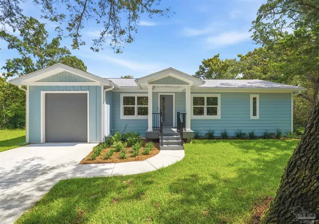 Photo 1 of Single family home for sale at 5456 Spruce St, Gulf Breeze, FL 32563 | MLS# 684487 | Listing updated on 2026-07-24