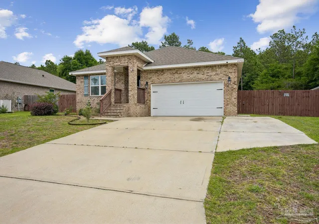 3rd image of 4656 Red Oak Dr, Milton, FL 32583 | MLS# 682423
