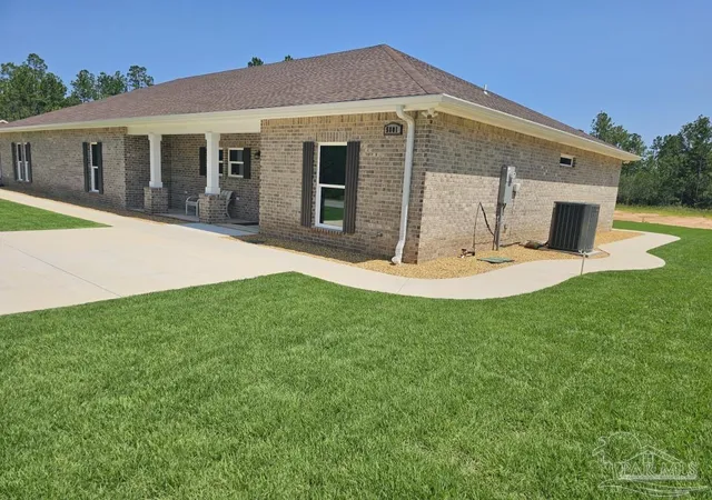 Photo 3 of Single family home for sale at 5801 San Blas St, Milton, FL 32583 | MLS# 683384 | Listing updated on 2026-06-16