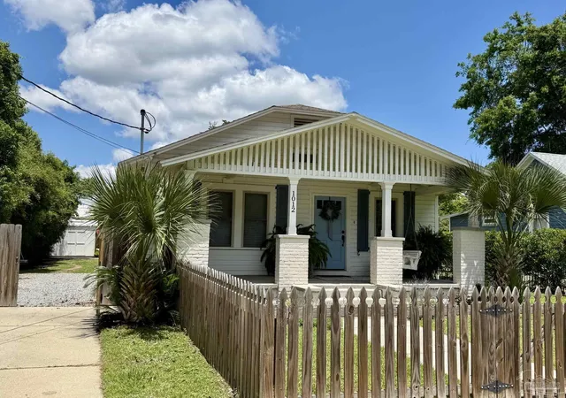 2nd image of 1012 E Strong St, Pensacola, FL 32501 | MLS# 682569