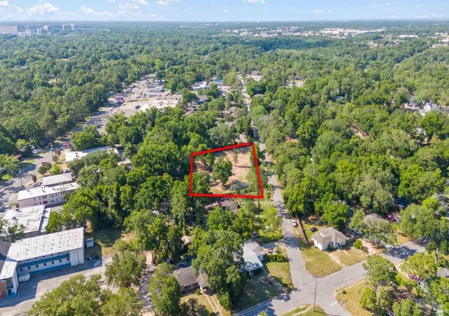 3rd image of 3805 N 10Th Ave #5, Pensacola, FL 32503 | MLS# 684958