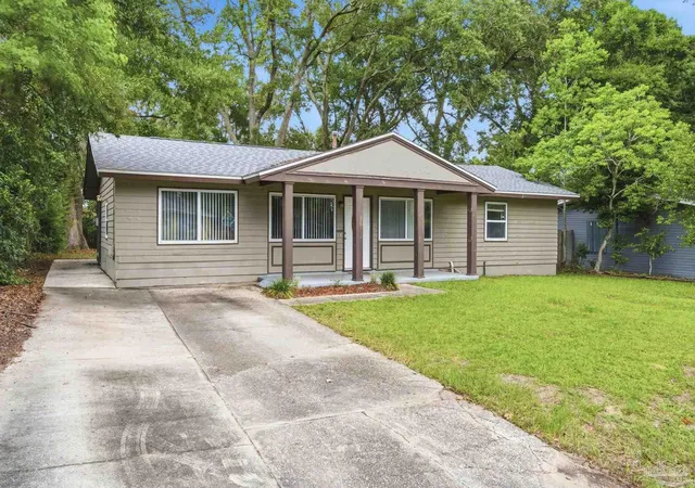 Photo 2 of Sale Pending at 4332 Wycliff Dr, Pensacola, FL 32514 | MLS# 685139 | Listing updated on 2026-09-06
