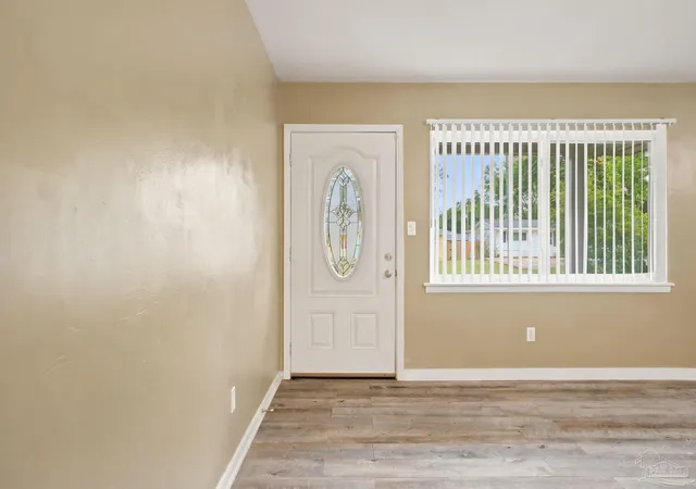 Photo 4 of Sale Pending at 4332 Wycliff Dr, Pensacola, FL 32514 | MLS# 685139 | Listing updated on 2026-09-06