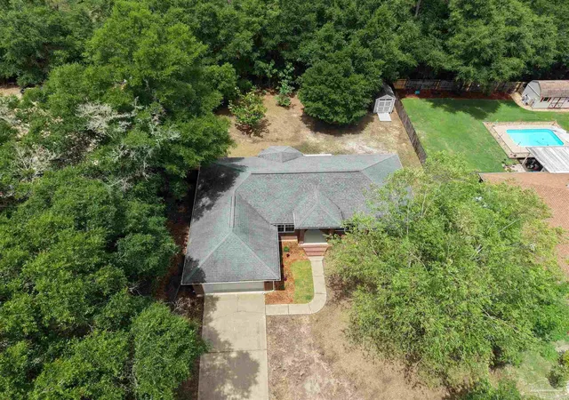 Photo 3 of Single family home for sale at 6634 Yellow Hl Dr, Milton, FL 32583 | MLS# 684777 | Listing updated on 2026-10-06