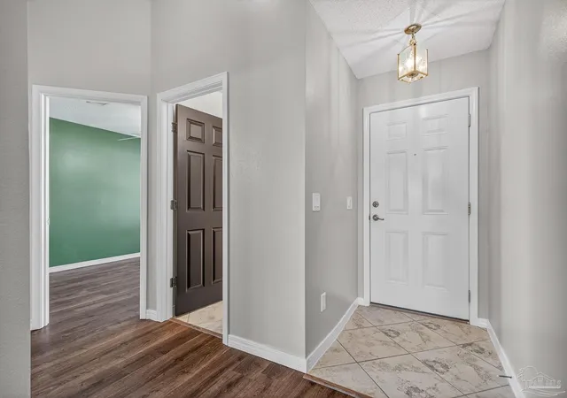Photo 3 of Sale Pending at 627 Saleta St, Pensacola, FL 32534 | MLS# 677717 | Listing updated on 2026-09-05
